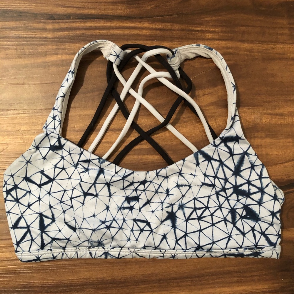 Lululemon Free to Be Wild Sports Bra